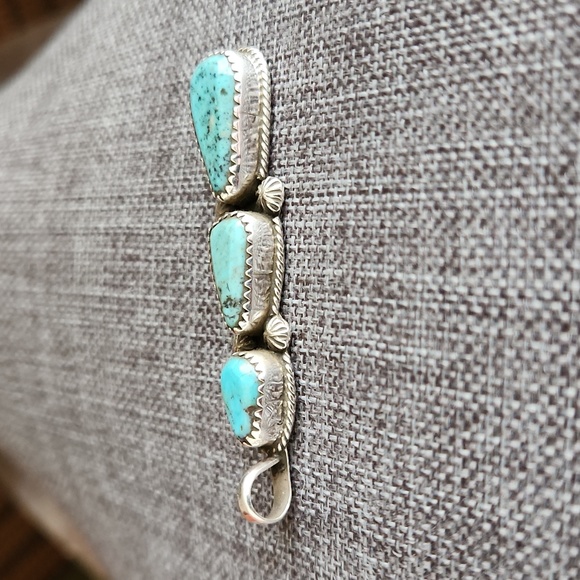 Gorgeous NWOT Native American Navajo Handmade 3 Stone Turquoise Pendant 💙🩵💙🎁 - Picture 4 of 12